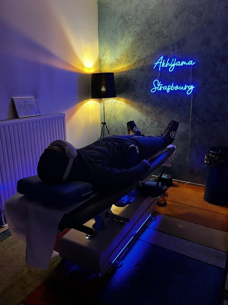 Séance de pressothérapie chez Akhijama Care Center
